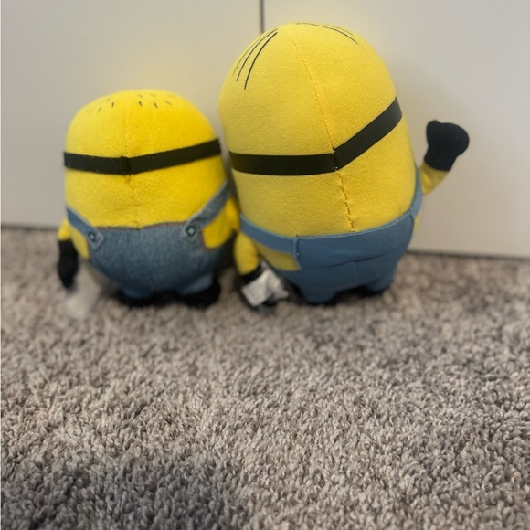 Two small minions plush toys - Picture 2 of 4